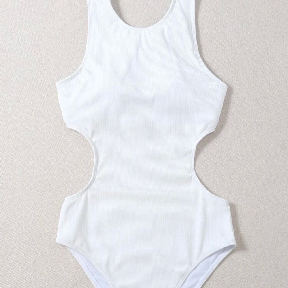 Bathing suit bundle - Picture 9 of 9